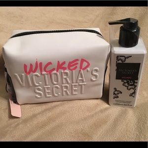 VS wicked lotion and pouch